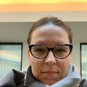 Meet your Posher, Gillian